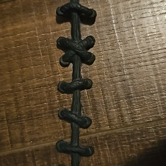 Hot Topic zombie stitches choker - Picture 2 of 5